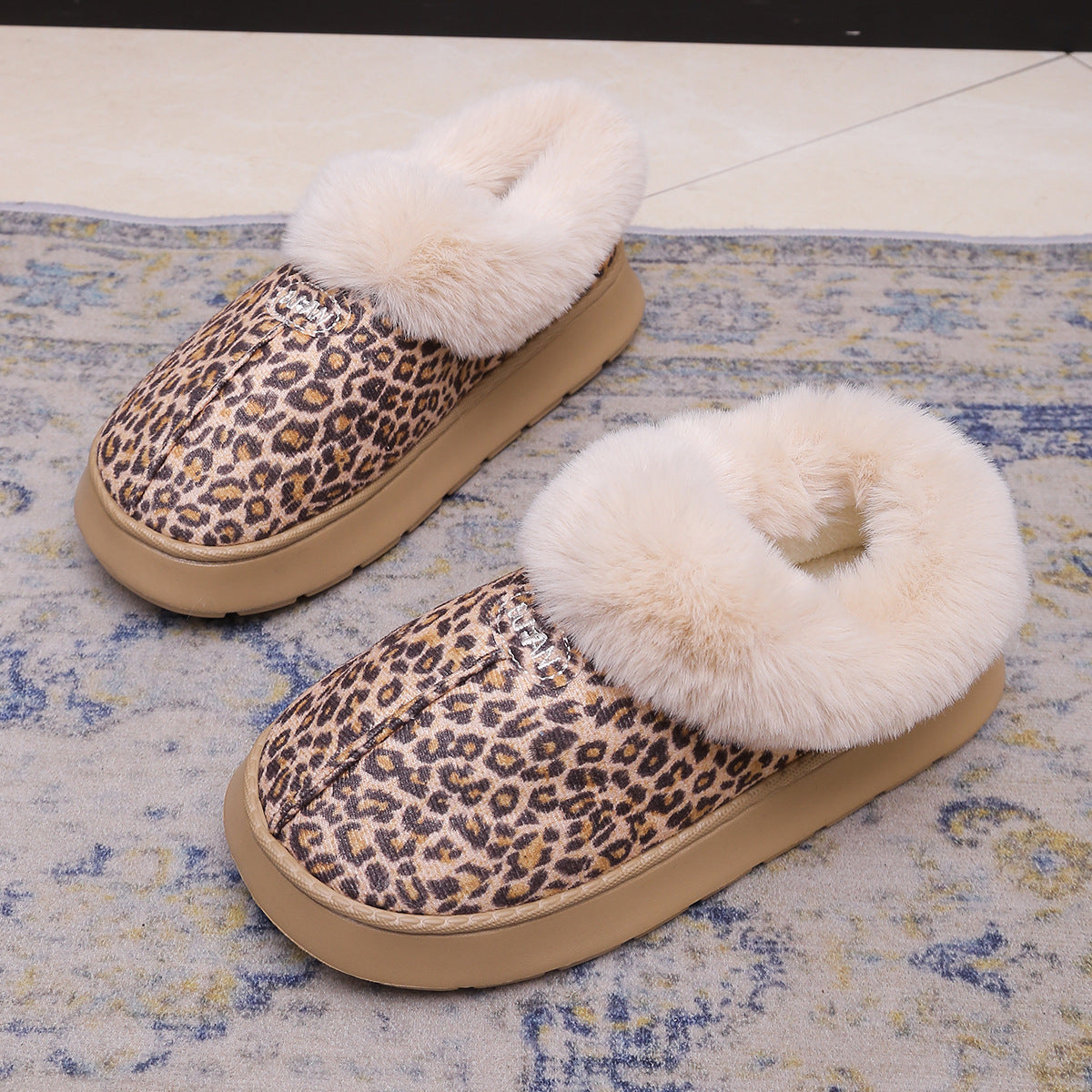 Plush Suede Faux-Fur Mules - Ultimate Cozy Loungewear Comfort