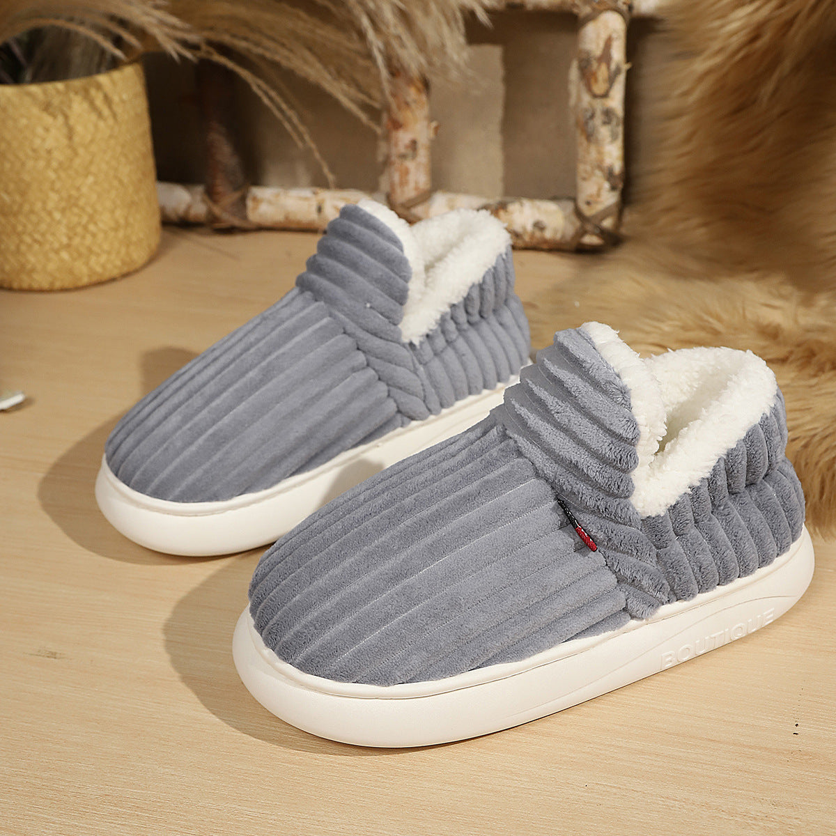 Plush Suede Faux-Fur Mules - Ultimate Cozy Loungewear Comfort